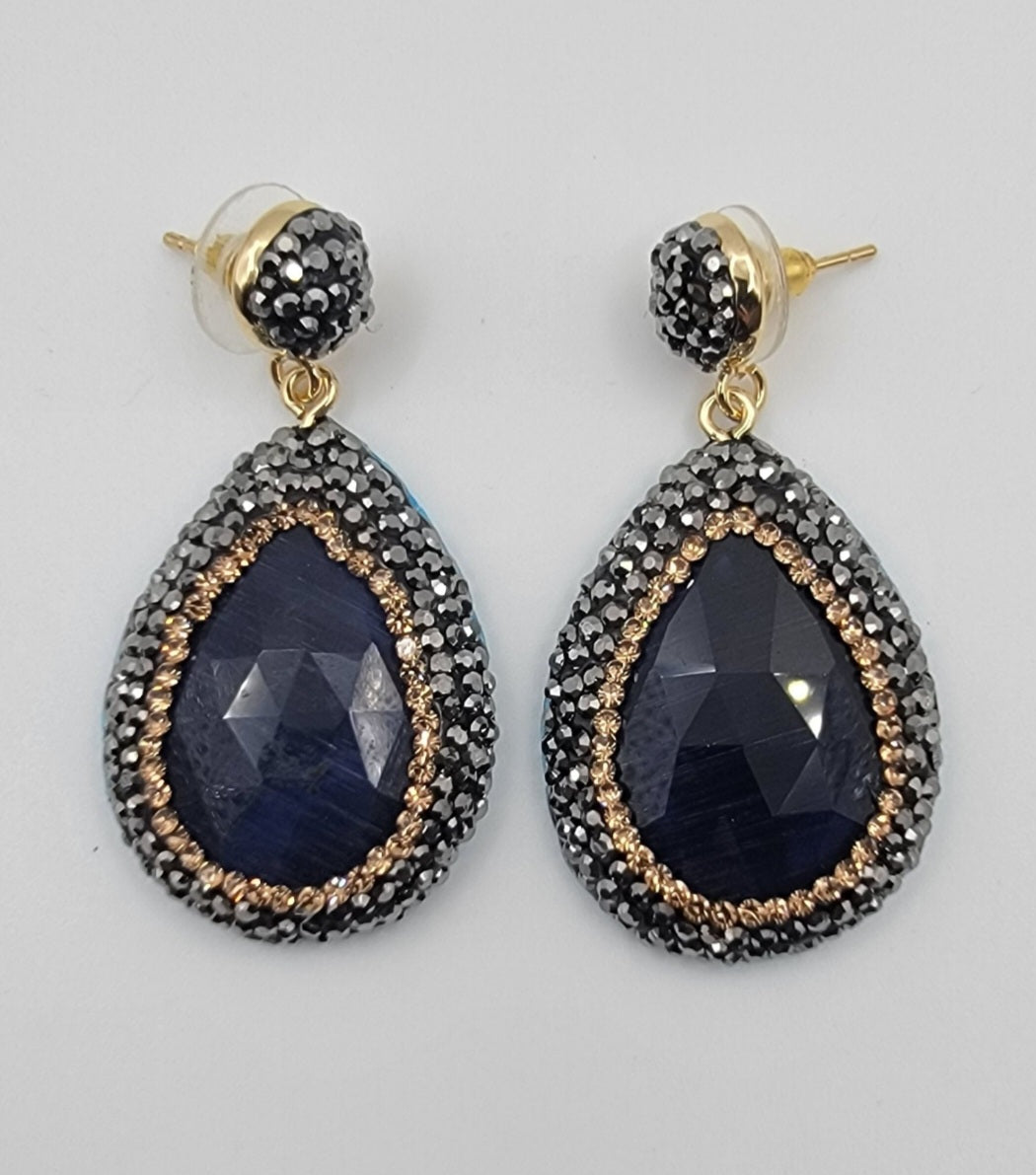 NURA - Stone Pendant Earrings - Zoha Los Angeles