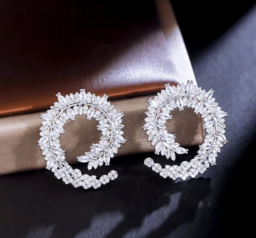 MARYA Stud Earrings - Zoha Los Angeles