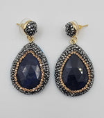 NURA - Stone Pendant Earrings