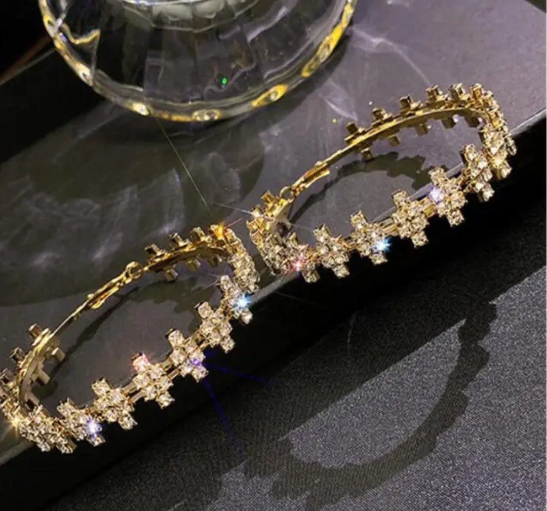 LILY HOOP Earrings - Zoha Los Angeles